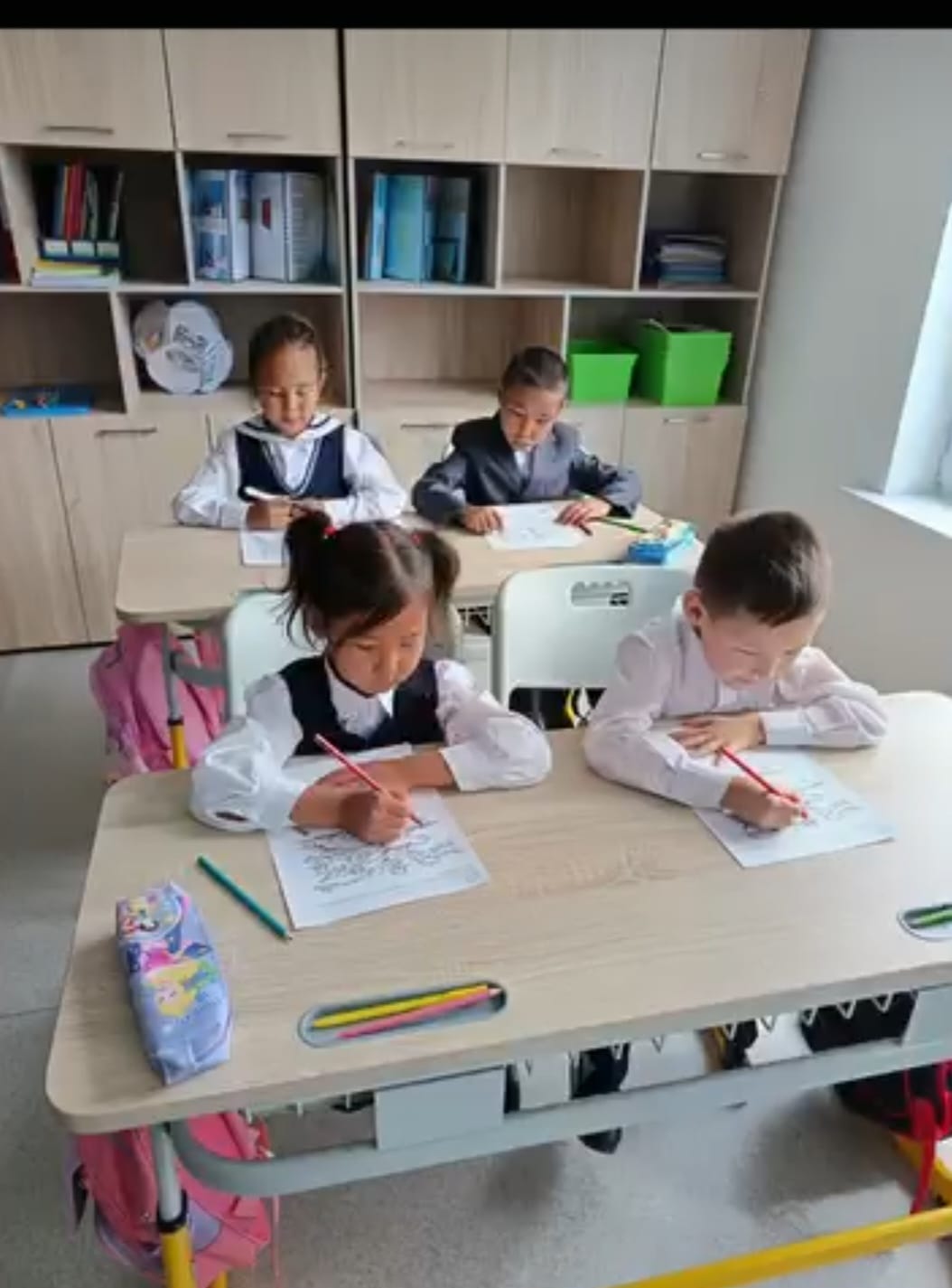 2 сынып оқушыларымен кішкентай адамдар мен ағаш және баспалдақ проективті әдістемесі алынды. Бұл әдістеме баланың өзін өзі бағалауын ішкі эмоциялық сондай ақ ортаға бейімделу деңгейін анықтауға көмектеседі.