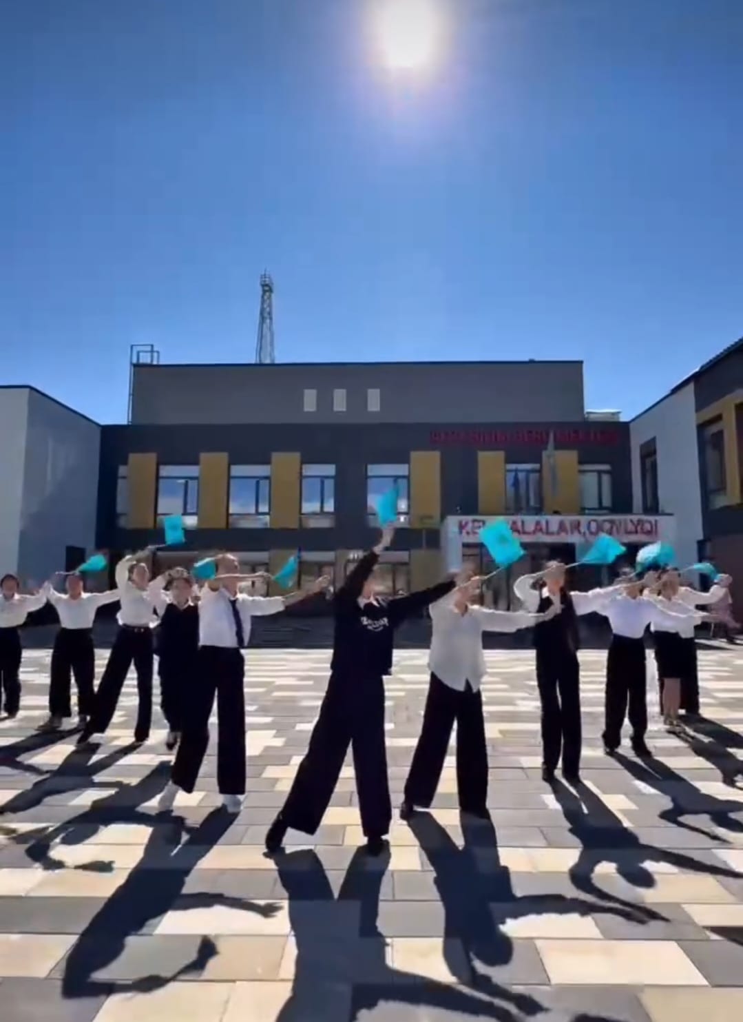 Біздің мектебіміз буллингке қарсымыз флешмоб.