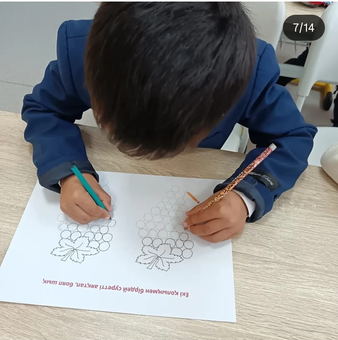 1 сынып оқушыларымен танымдық қабілетін дамыту мақсатында  түзету дамыту жұмыстары жүргізілді.